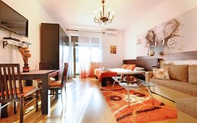 Apartment Alexandria